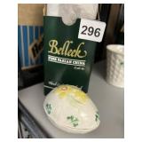 BELLEEK PARIAN CHINA EGG W/ BOX