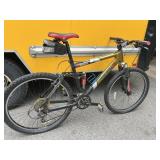 MONGOOSE PRO VALIANT MODEL MANITOU SXE BIKE IN