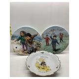 HOLLY HOBBY PLATE, TWO ARTIST OF THE WORLD CHINA