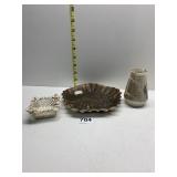 BELLEEK BLUE MARK SHELL SHAPED DISH WAS IN FIRE 6