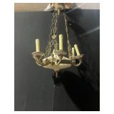 ALABASTER CENTER W/ 6 ARMS CHANDELIER W/ FIGURAL