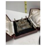 TAJ MAHAL IN RED VELVET LINED BOX