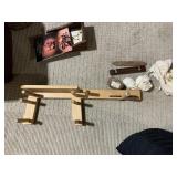 WOOD SPOOL HOLDER WITH SHELF