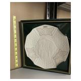 BELLEEK 2005 CHRISTMAS PLATE NEW IN ORIGINAL BOX