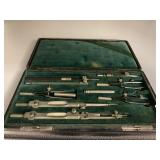 PROTRACTORS SET IN FELT AND LEATHER CASE