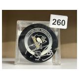 AUTOGRAPH MARC ANDRE FLEURY HOCKEY PUCK