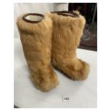 FUR BOOTS WINTERPROOFS MADE IN CANADA SIZE 10
