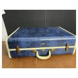 SAMSONITE VINTAGE BLUE SUITCASE W/ CREAM PIPING