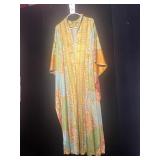 VINTAGE NYLON CAFTAN LOUNGE ROBE 70S DESIGN PRINT