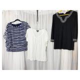 SIZE LARGE STYLE AND COMPANY BLUE AND WHITE, DANA
