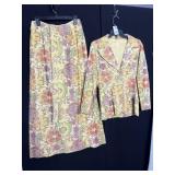 TWO PIECE SUIT SIZE 9 DRY CLEAN ONLY WITH LONG