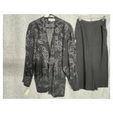 NEIMAN MARCUS SIZE SMALL BLACK SUEDE JACKET,