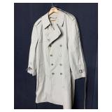 LONDON FOG TRENCH COAT WITH BELT BUTTON FRONT NO