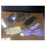 SEAMED COTTON, WHITE LEATHER AND OTHER GLOVES