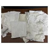 EVERYDAY TABLE LINENS INCLUDING DOILIES AND TABLE