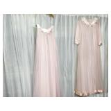 LADIES 2 PC NYLON ROBE AND NIGHTGOWN UNBRANDED