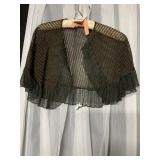 VINTAGE VICTORIAN COLLAR BROWN SMALL FLAW ON THE