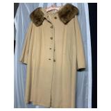 FASHION SPEAR LIGHT BROWN COAT BIG BUTTONS DEEP