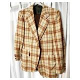 NORMAN HILTON PL AID WOOL SUIT SIZE 40 REGULAR