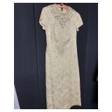GOLD BROCADE EVENING DRESS LINED METAL ZIPPER