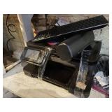 COPIER AND PRINTER HP 7520 MATCHED MONITOR