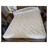 FULL SIZE MATTRESS CLEAN