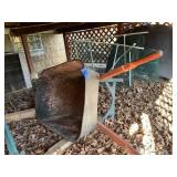 WHEEL BARREL W/ WOOD HANDLES