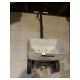 YARD STAR LAWN SPREADER