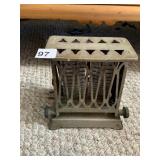 VINTAGE TOASTER