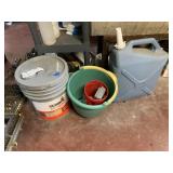 WALL GUARD, BUCKET, 6 GALLON JUG