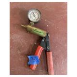 VACUUM PUMP W/ GUAGE