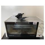 TOASTER OVEN HAMILTON BEACH