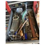 CONTENTS OF DRAWER INCLUDING CHISELS