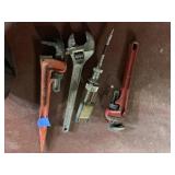 HEAVY DUTY PIPE WRENCH 18", 15" CRAFTSMAN, 14"