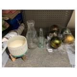 PLANTER ON STAND ROUND BALL DECORATIONS GLASS