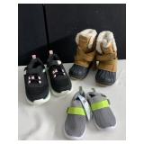 SIZE 8 NEW TENNIS SHOES CHILDREN