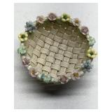 RARE VINTAGE IRISH BELLEEK BASKET LATTICE BACK