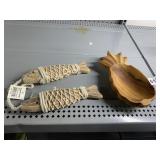 PINEAPPLE BOWL AND TWO WOOD FISH