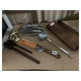 SMITH AND HOCKEN COPPER TONE SERVING TRAY, VERNON