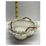 BELLEEK ST. PATRICKï¿½S DAY BASKET 6" D - BLUE MARK