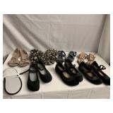 WOMEN SHOES SIZE 9 HAVE BEEN WORN SOME WITH LIGHT