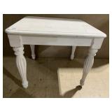TURNED LEG PAINTED WHITE SIDE TABLE, 25WIDE X