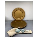 PLASTIC CHARGERS, HAND CRAFTED WALL VASE