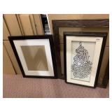 ASSORTED PICTURE FRAMES