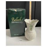 BELLEEK KILLY CROSS VASE W/ BOX - WATER DAMAGE ON