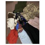 WIDE VARIETY OF CLOTHING MOST EXTRA LARGE RED 5