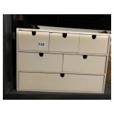 DESKTOP ORGANIZER WITHDRAWS 11 1/4 INCHES HIGH X8