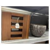 ORGANIZER CRATE AND SPECKLED FINISH CEMENT