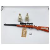 CAST SALT AND PEPPER HAND PAINTED STOVES & RIFLE