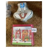 GROUP OF VINTAGE TINS